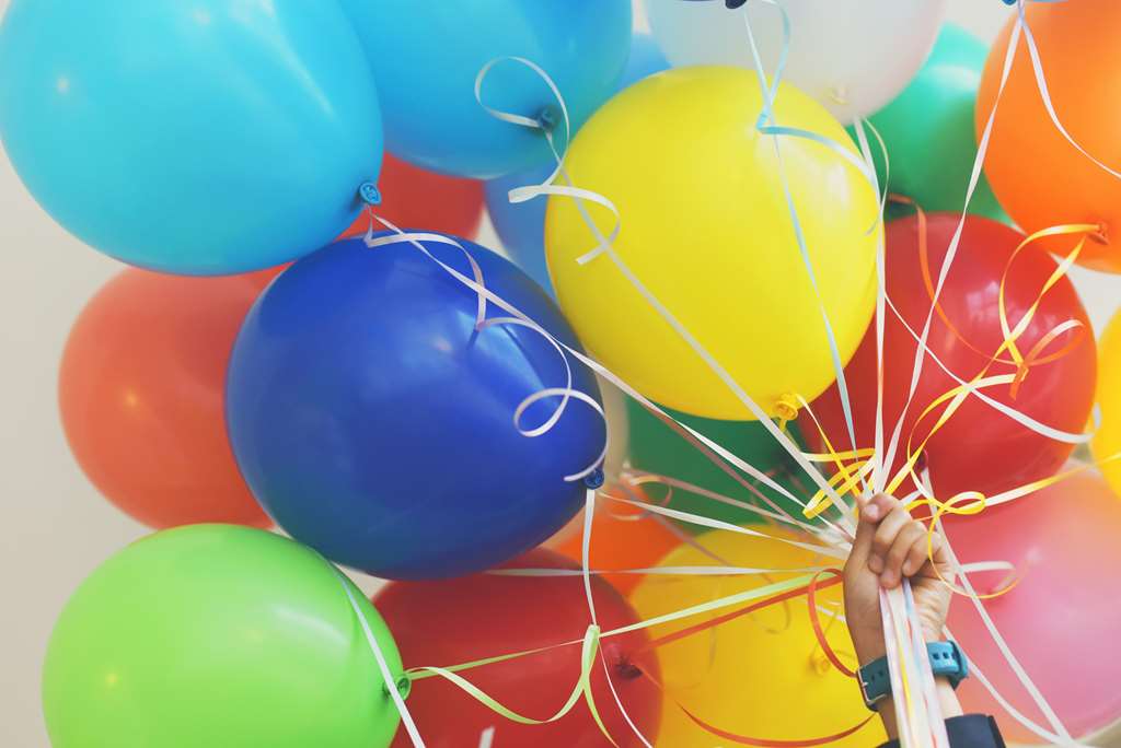 foto de balões coloridos